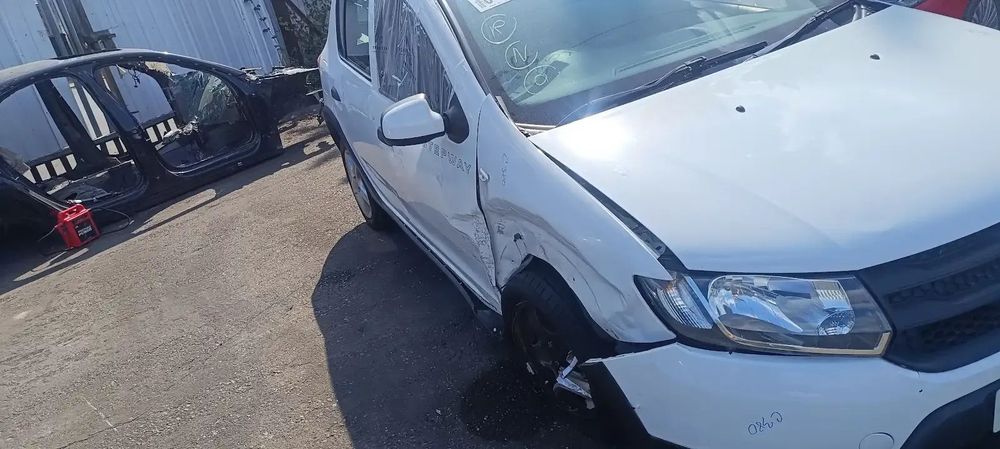 Dezmembrari / Dezmembrez Dacia Sandero 2 1.5 K9K626 cutie viteze manuala cod culoare PV369