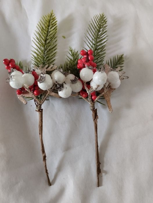 Ёлочные веточки украшения