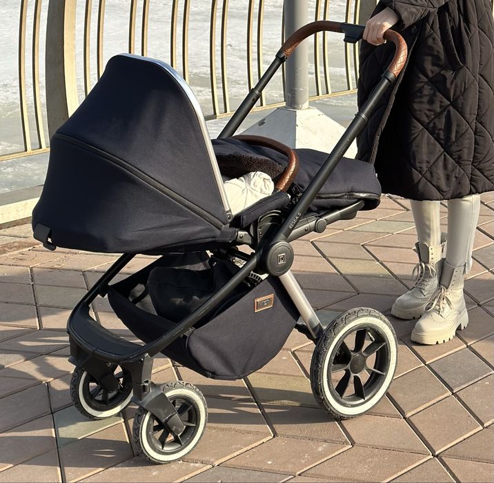 Продаю коляску Moon Rease S