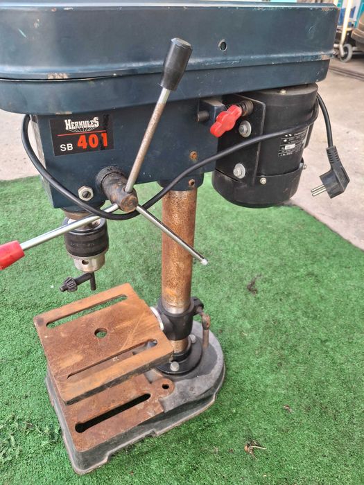 Настолна бормашина