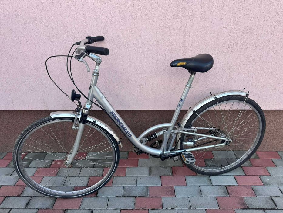 Vând 2 biciclete de oras