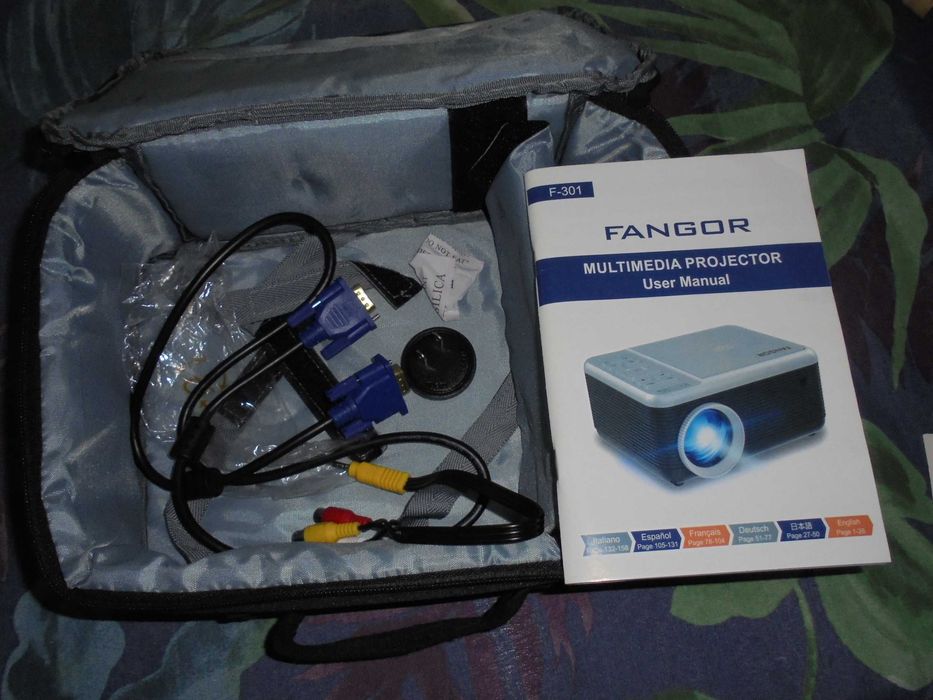 Продавам щрайх проектор Fangor F 301