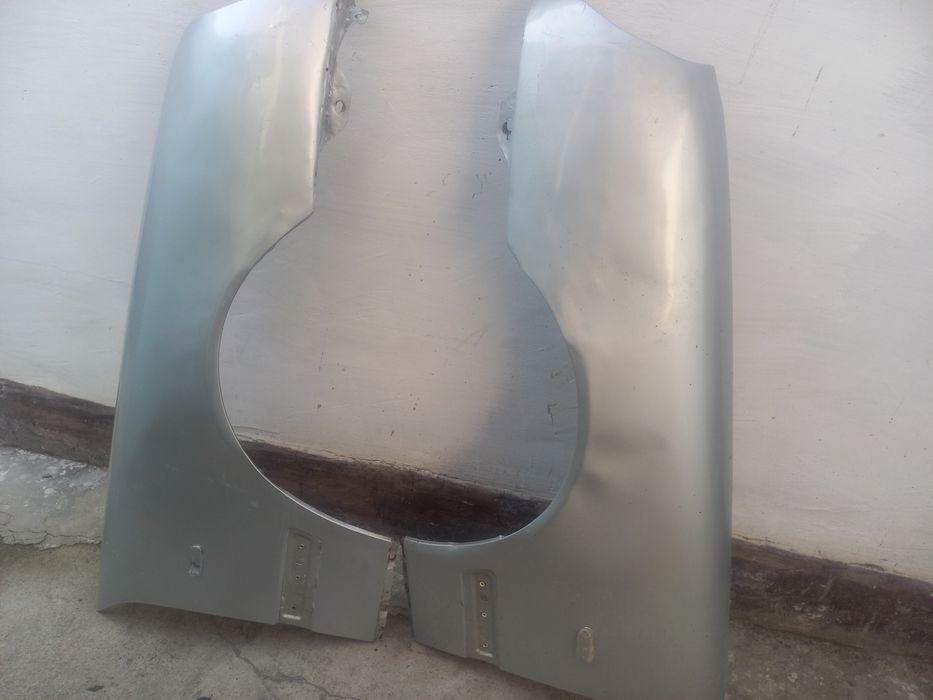 Крылья мерседес  левое и правое