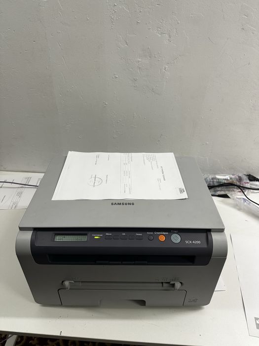 Продам принтер Samsung SCX-4200