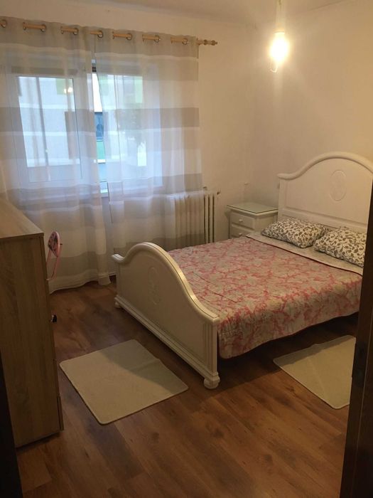 Apartament 3 camere decomamdat micro 3
