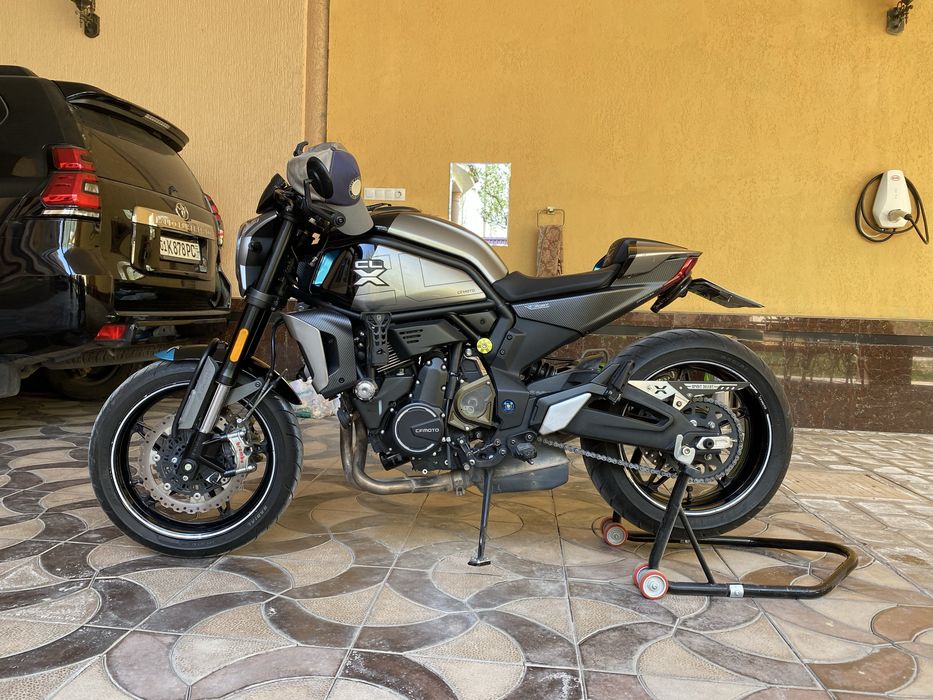 Cf Moto CLX700 Sport