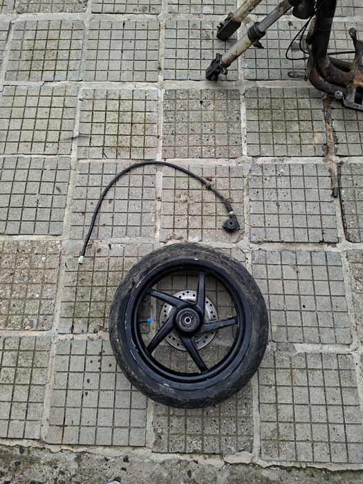 Части за aprilia sr 50