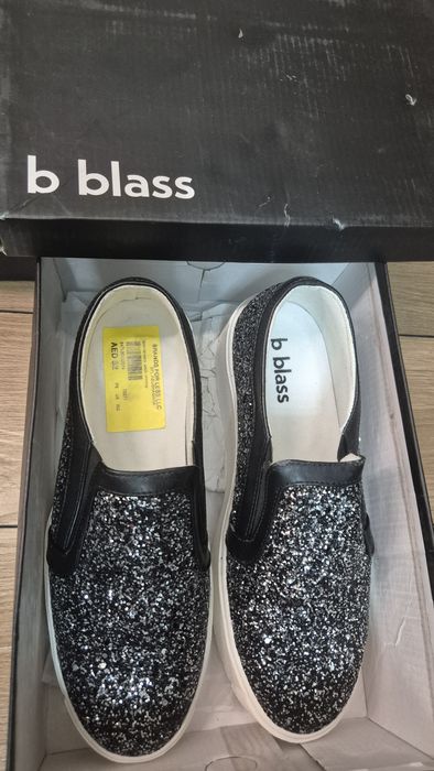 Обувь новая . Размер 39