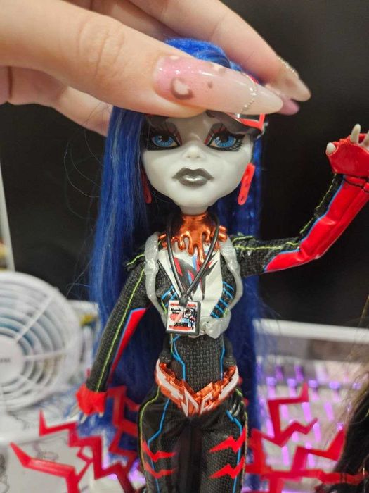 Monster high монстер хай Гулия