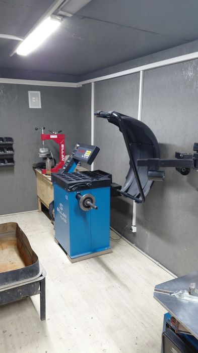 Шиномонтаж  продаётся