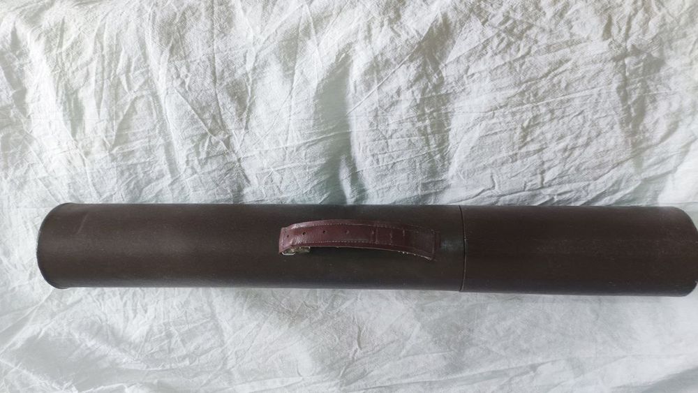 Тубус кожаный для чертежей.