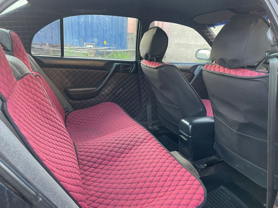 Тойота Карина 1.6