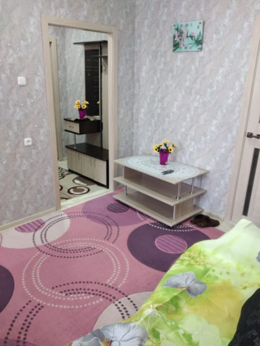 Квартира посуточно в 11 мкр