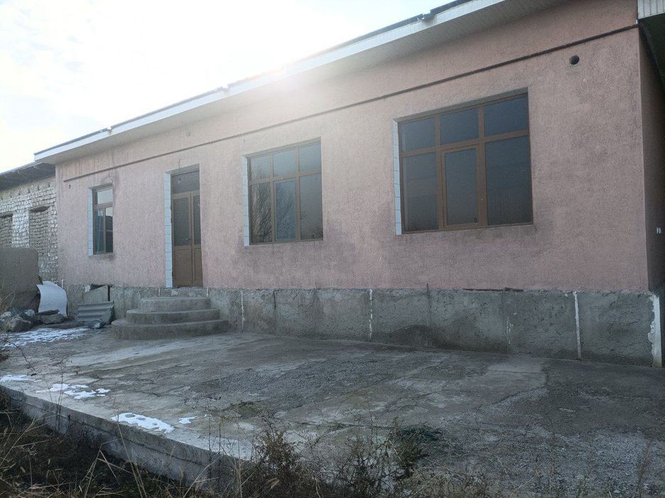 Ховли сотилади 20 сотихли