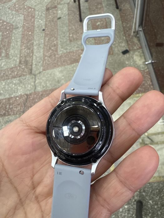 Продам часы Galaxy Watch