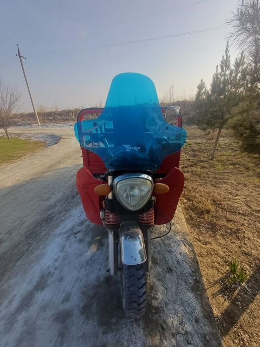 Lochin motosikl sotiladi