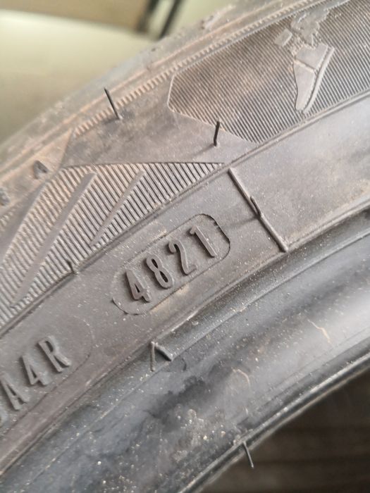 215 50 18 цола нови гуми Goodyear dot 21 24