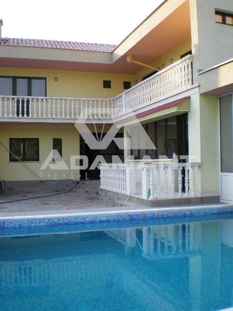 Продава се Къща в София, Връбница 1 - 630 кв.м за 1340 €/кв.м - Снимка #9