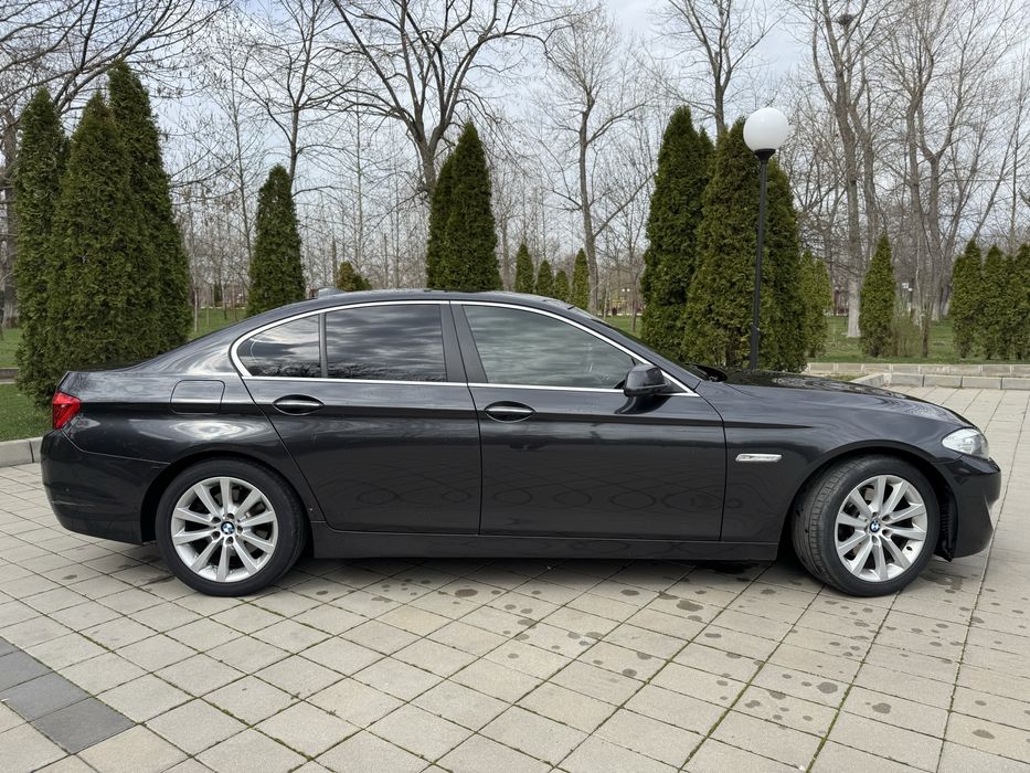 BMW Seria 5 F10 2.0 Diesel/Padele/Head-Up/Navi Mare