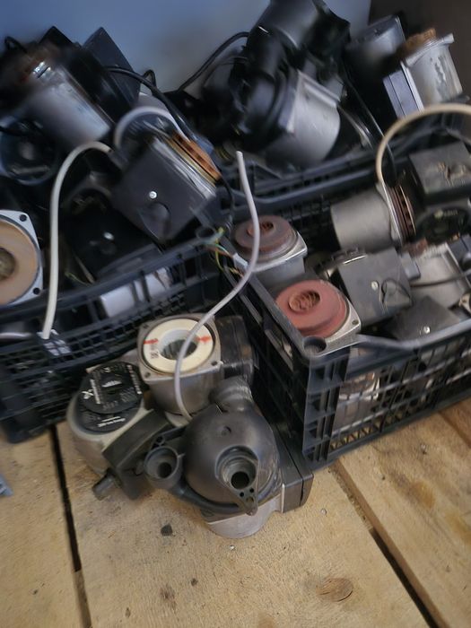 Pompa Wilo  si Grundfos centrala termica Ariston Vaillant Ferroli Buderus Immergas Toate Modelele