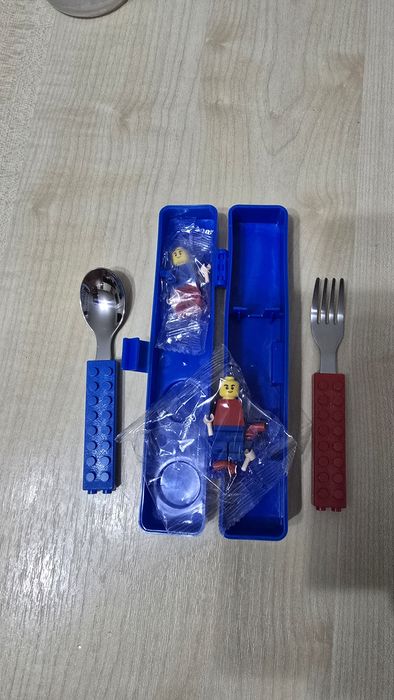 Set tacamuri Lego