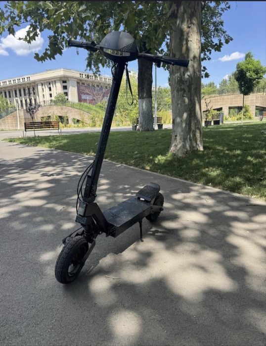 Trotineta electrica Kukirin pliabila 800W