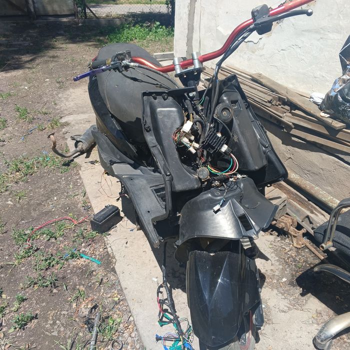 Продам м 8 про на ходу