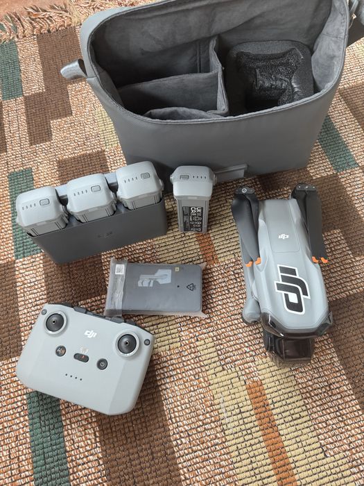 Drona Dji 3s noua