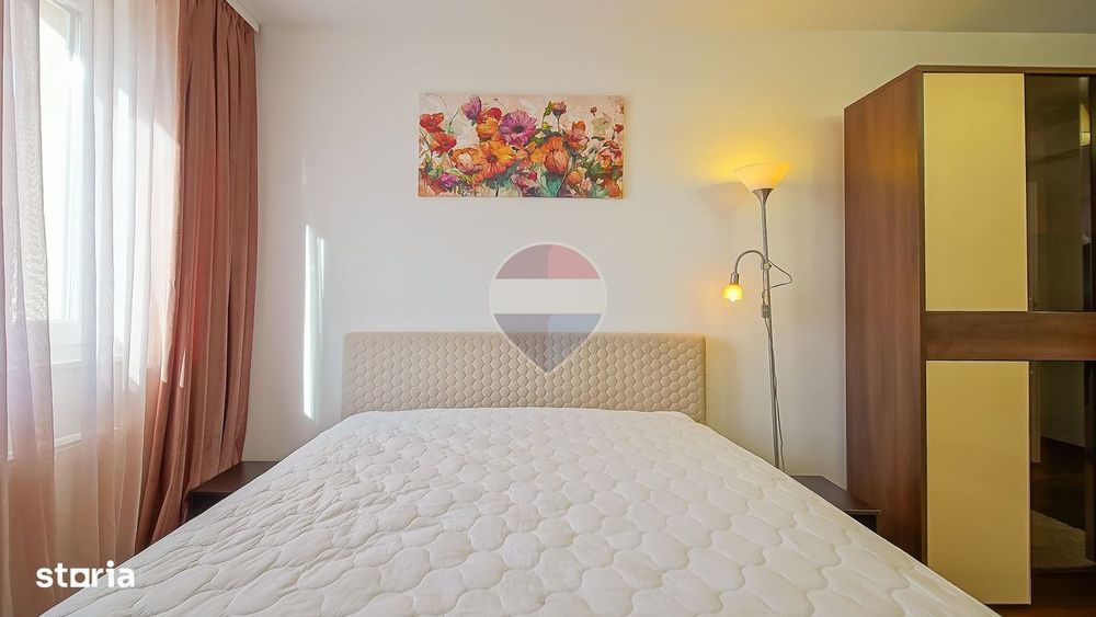 Apartament cu 3 camere de închiriat în zona Tractorul