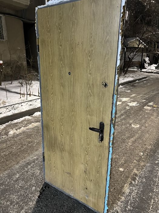 Входная дверь железная бу Темир есик