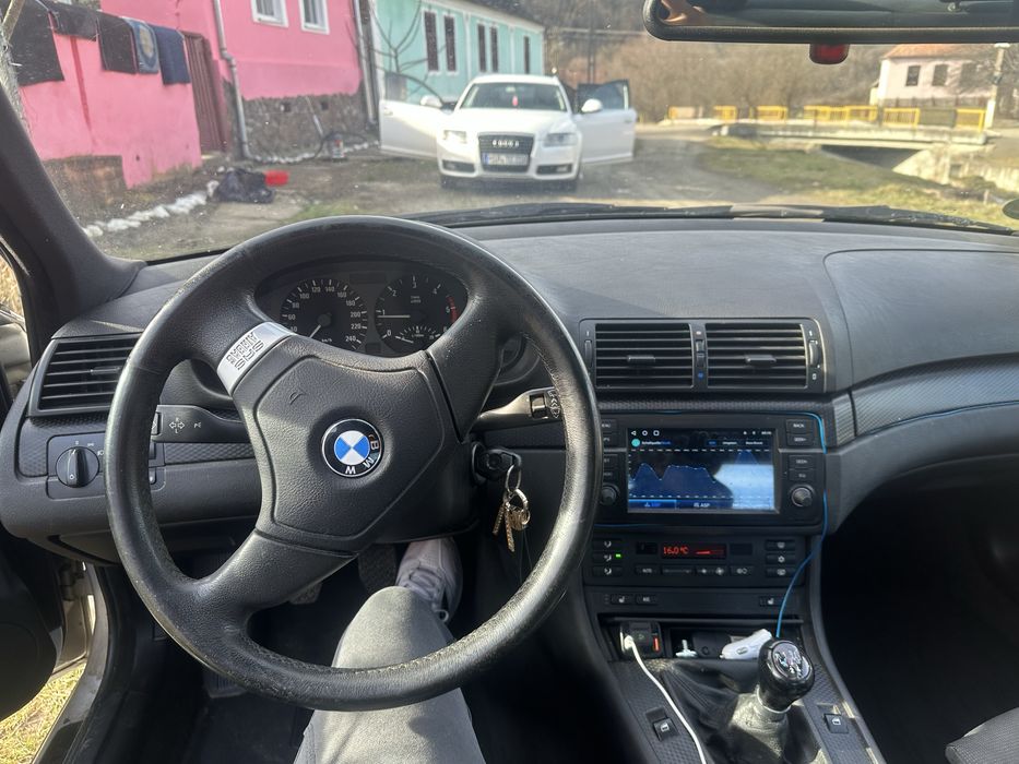 Vand bmw e 46 in stare buna