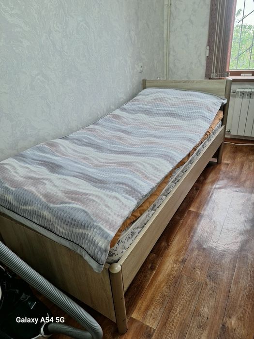 Кровать односпальный 2 штуки