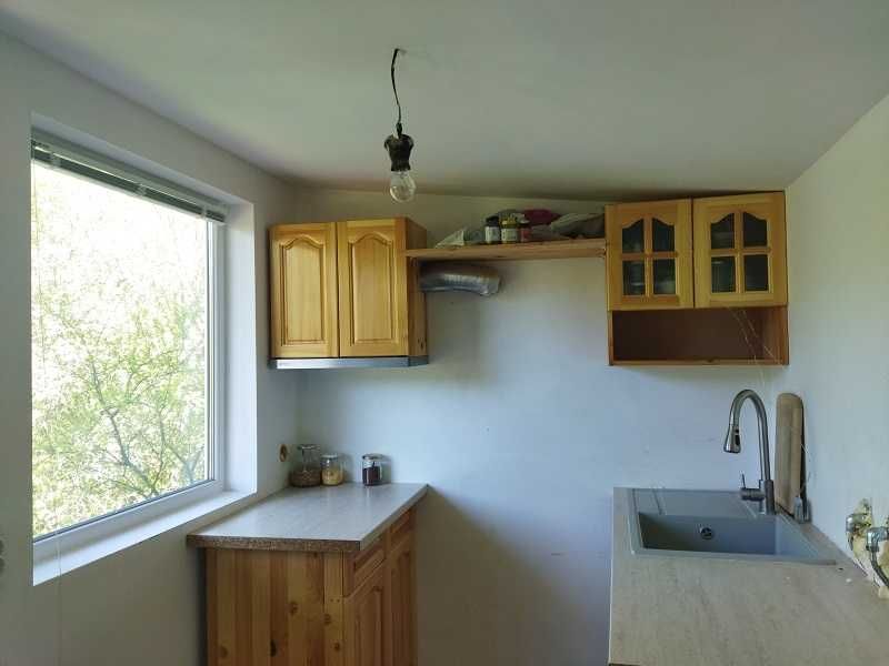 Вила в с. Шипково, област Ловеч. Площ 45кв.м, с двор 600кв.м.