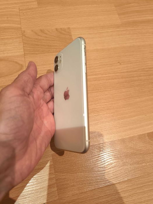 Iphone 11 в отличном состоянии
