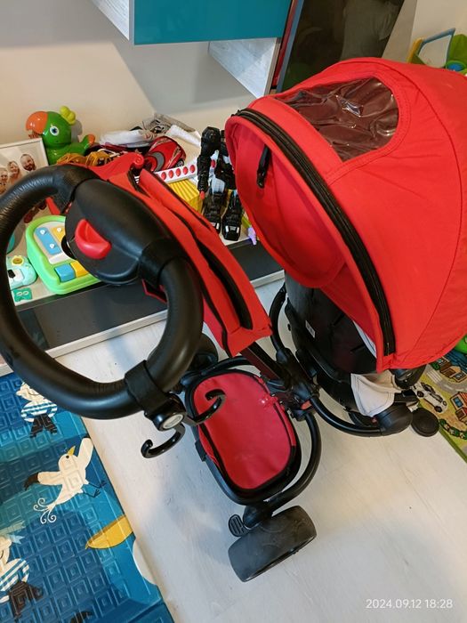 Tricicleta multifuncțională coccolle alto rosie