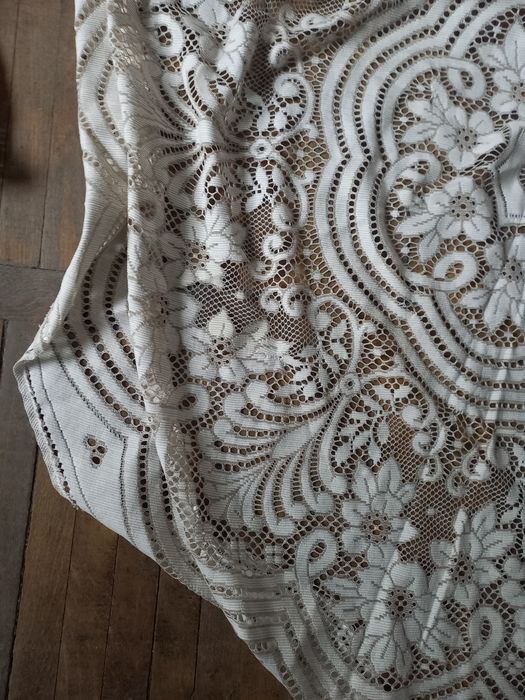 Fete de masa rotunde