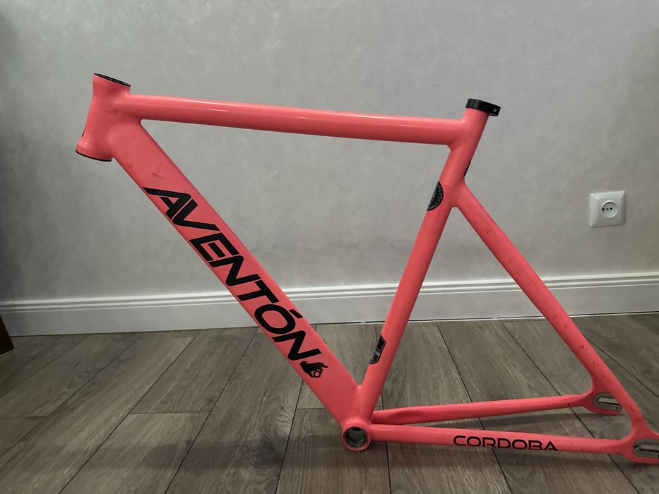 Продам Фрейм Aventon Mataro 2016