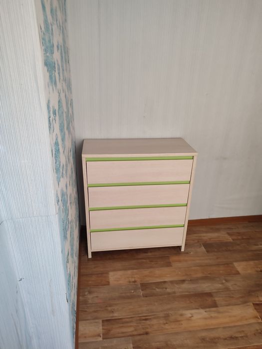 Продам стенку в детскую , производство Беларусь