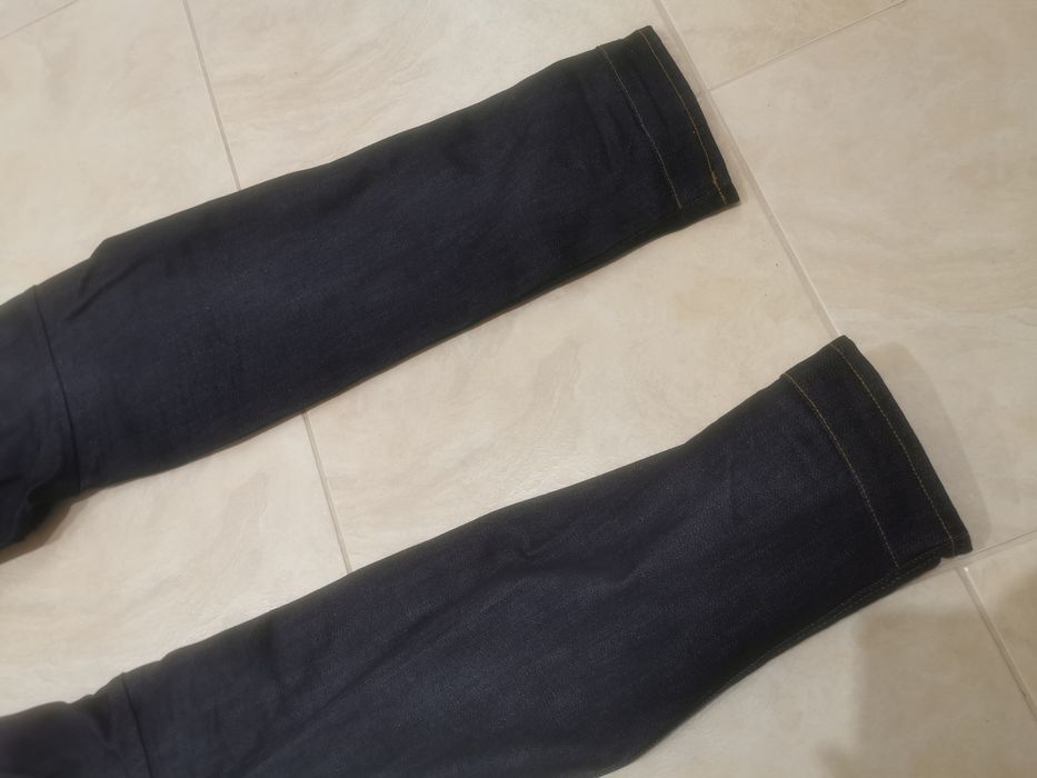 Дънки G-star черни размер 32/34 чисто нови!