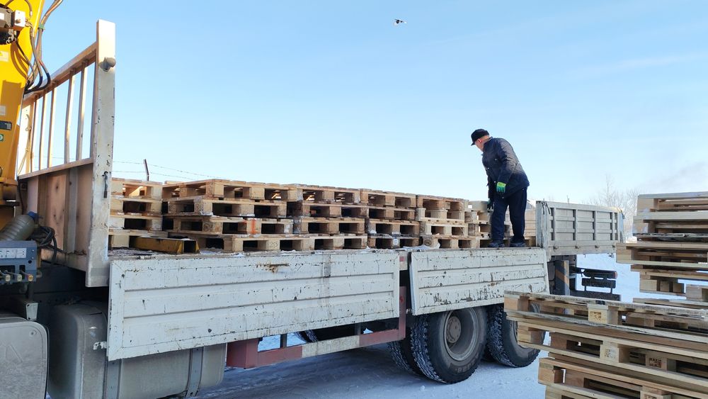 Покупаем паллеты