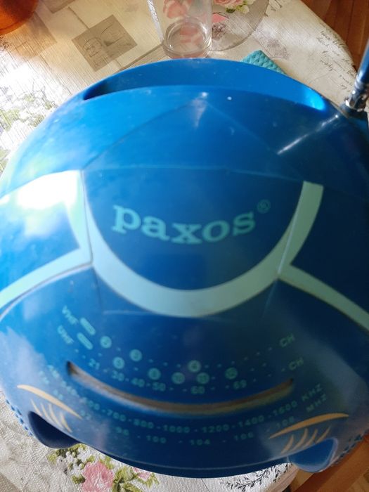 Телевизор  с  радио,