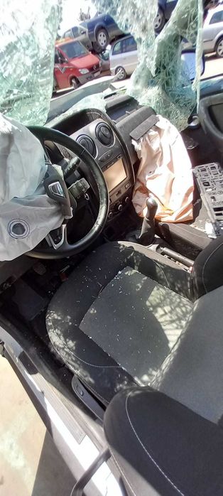 DACIA DUSTER 1.6 BENZINA  2017 Dezmembrez/Dezmembram