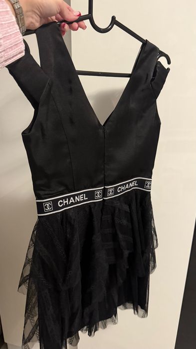 Chanel елегантна рокля в черно и бяло