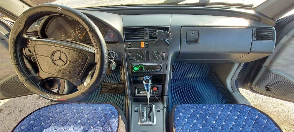 Продаю мерс 202 кузов