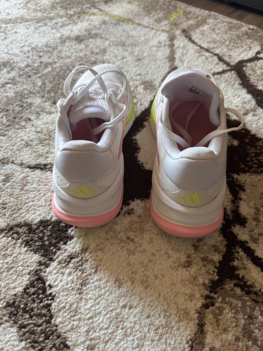 Дамски маратонки Адидас