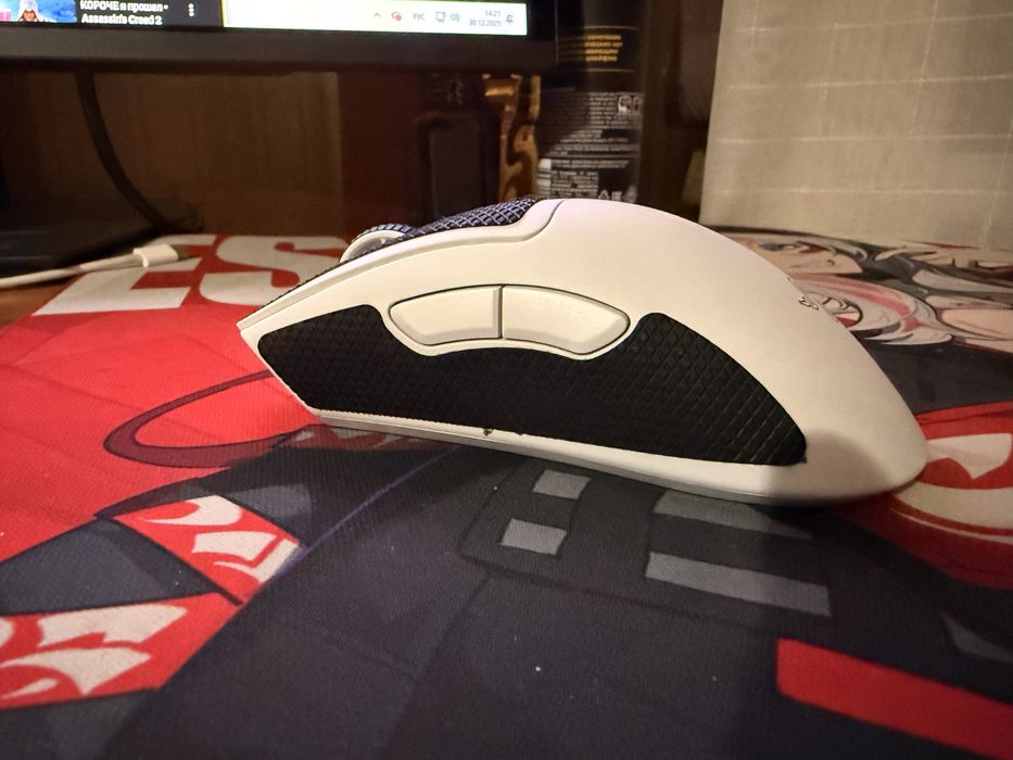 Продам игровую мыш Razer DeathAdder V3 Pro