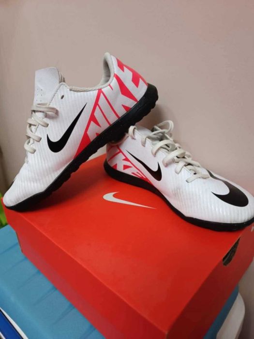 Футболни обувки Nike