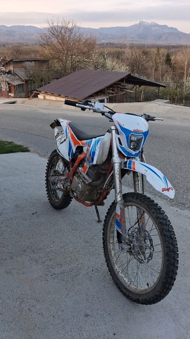 Vând Cross 250 Kayo