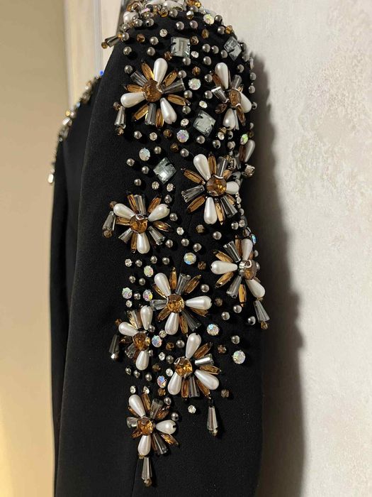 Черна официална рокля