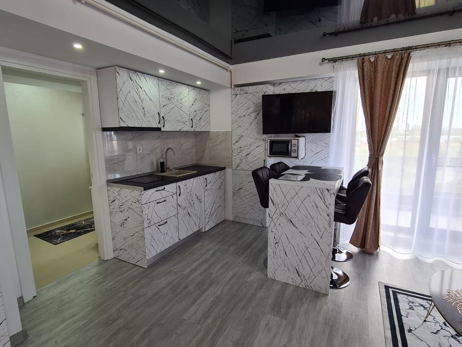 Închirierz 5 studiouri Azimuth Resort , Tomis Villa Grad Resort si  Midia - Mamaia nord
